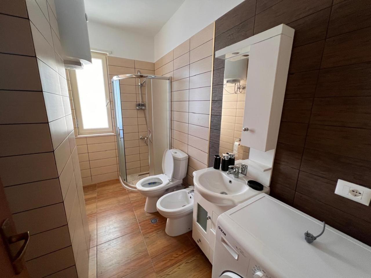 Sea View-Apartment On The Beach - Durrs2 Durrës 외부 사진