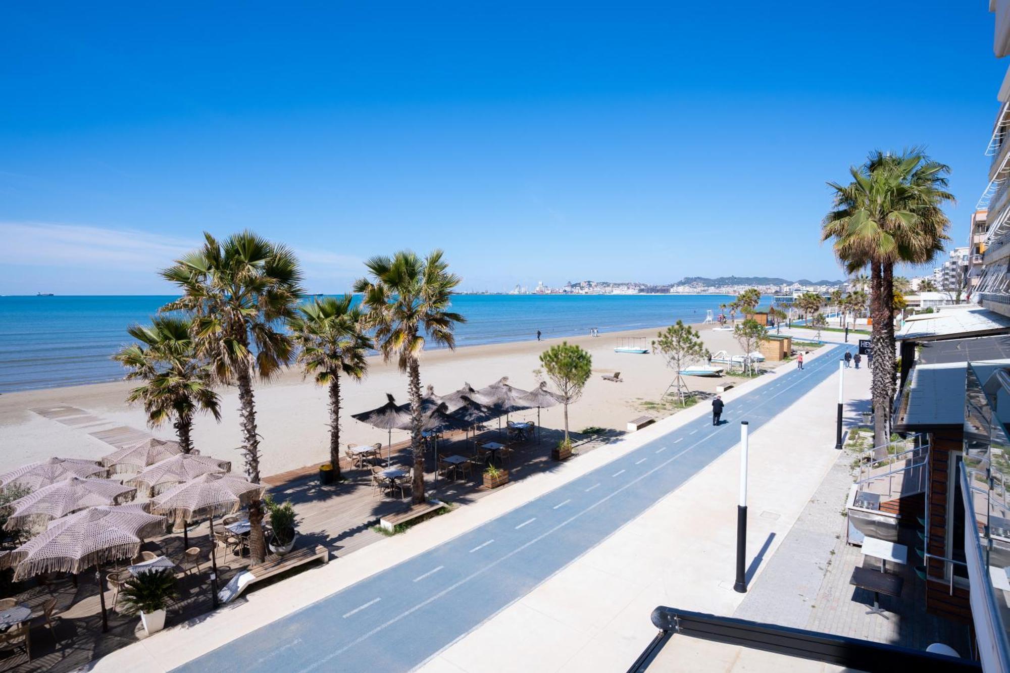 Sea View-Apartment On The Beach - Durrs2 Durrës 외부 사진