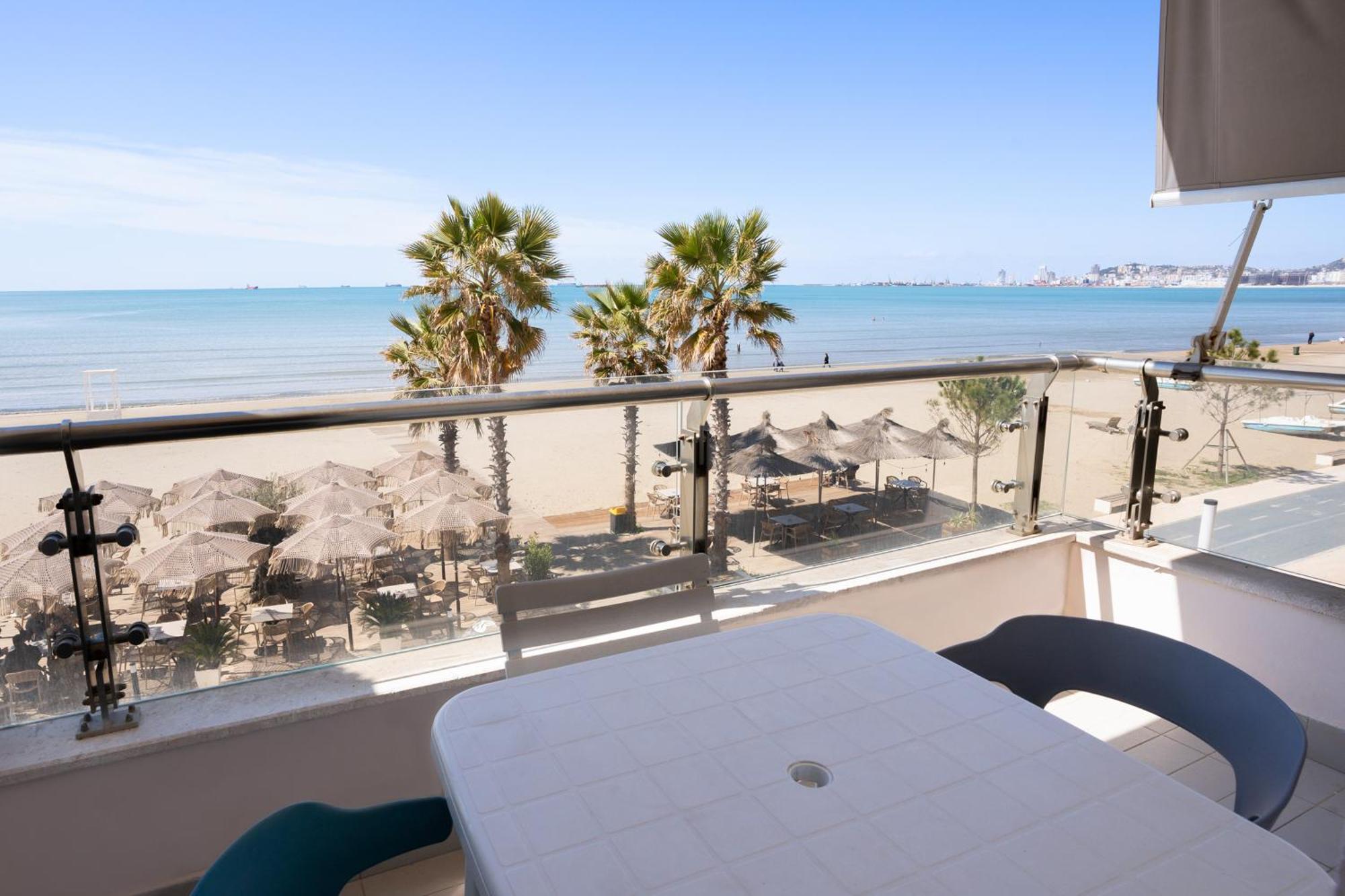 Sea View-Apartment On The Beach - Durrs2 Durrës 외부 사진